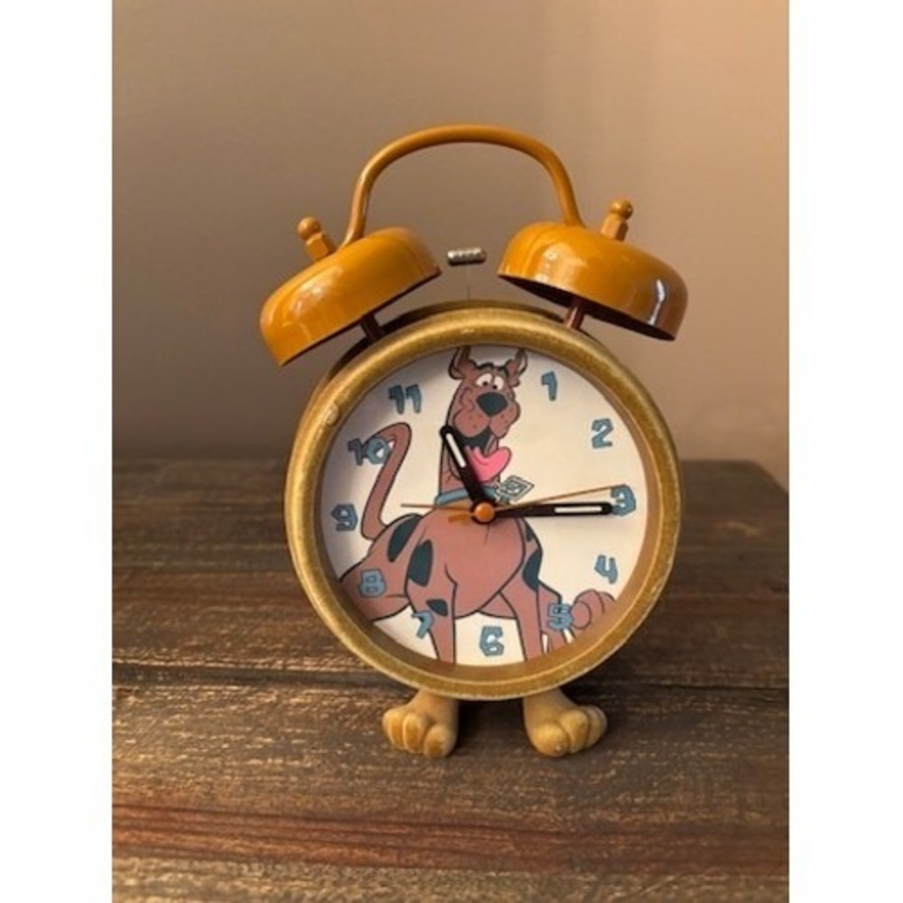 VINTAGE Hanna-Barbera Scooby-Doo Double-Bell Alarm Clock with fuzzy finish‎